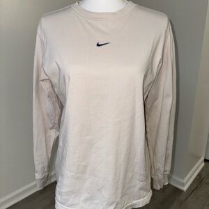 Nike Long Sleeve‎ Tee XS Loose Fit Beige Swoosh Logo Graphic Shirt Unisex